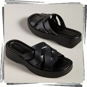 Black Woven Leather Slide Sandals (EU 38/ US 7 - 7.5) by Pilcro